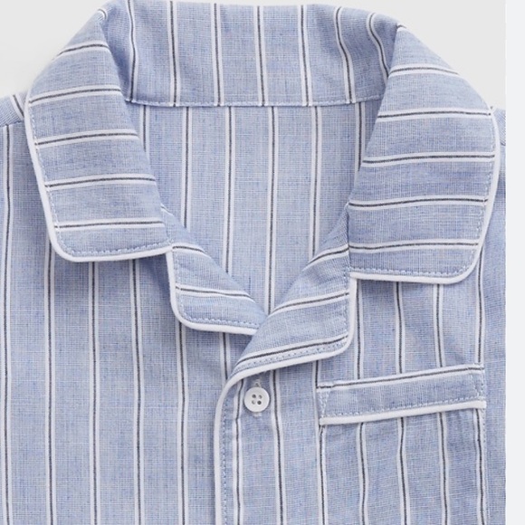Gap 100% Recycled Striped PJ Set | Size 8 Unisex Color Blue stripe - Picture 2 of 9